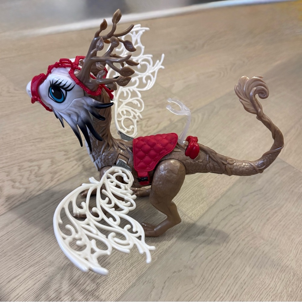 Ever After High Dragon Games  Braebyrn Dragon